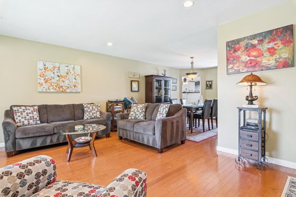 Dining room, Interior, Living room, Pendant Lights, Recessed Lighting, Wood Texture Flooring