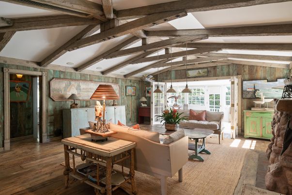 Dining room, Interior, Living room, Pendant Lights, Wooden Beams, Wood Texture Flooring