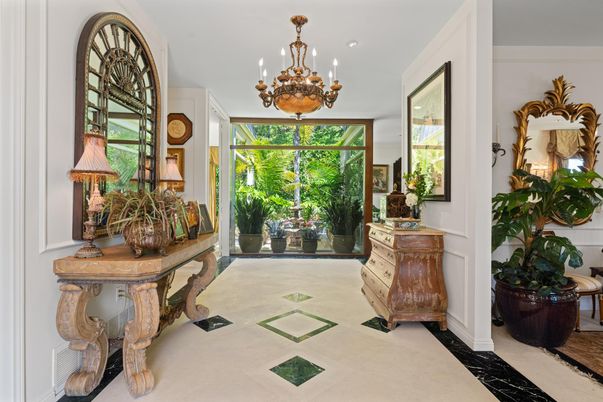Chandelier, Interior, Recessed Lighting