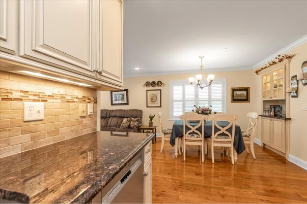 Chandelier, Dining room, Interior, Recessed Lighting, Wood Texture Flooring