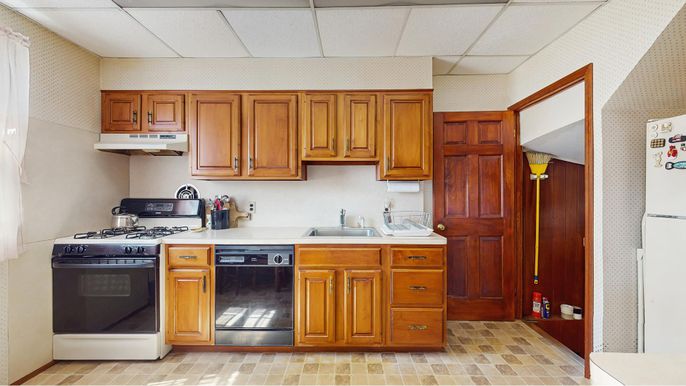Interior, Kitchen