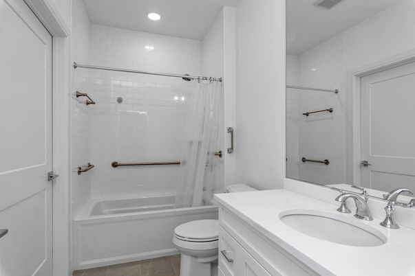 Bathroom, Interior, Recessed Lighting