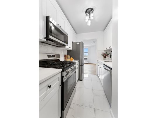 Interior, Kitchen, Marble, Stainless Steel Appliances