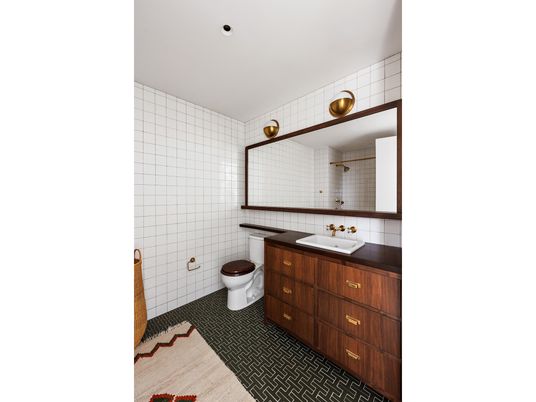 Bathroom, Interior, Recessed Lighting
