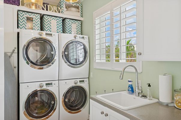 Interior, Utility Closets, Washer