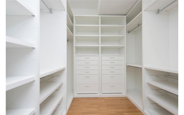 Interior, Walk-in Closets, Wood Texture Flooring