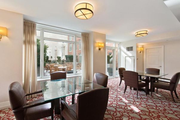 Dining room, Interior