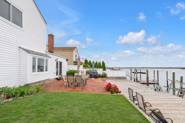 Backyard, Exterior, Water