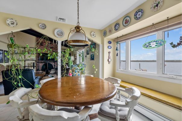 Dining room, Interior, Pendant Lights, Water