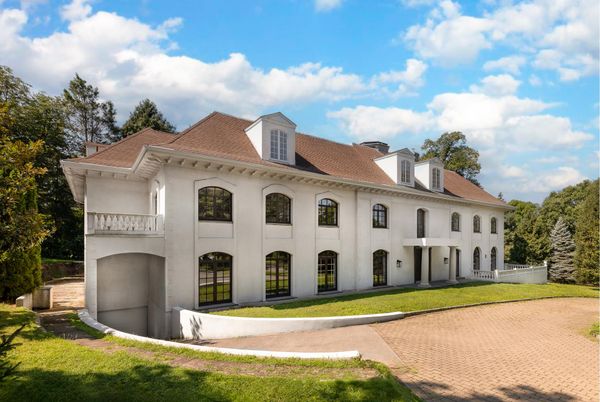 Backyard, Exterior, Facade, French Provincial