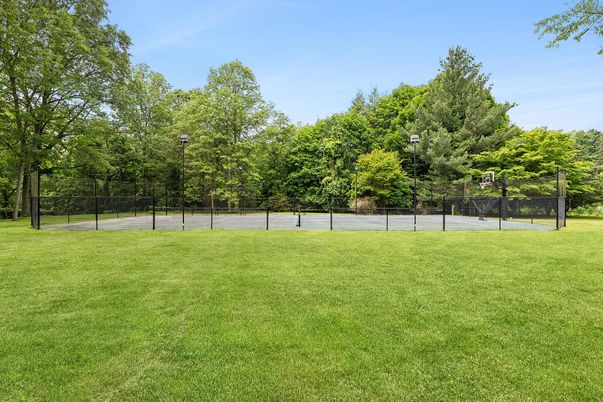 Exterior, Tennis Courts