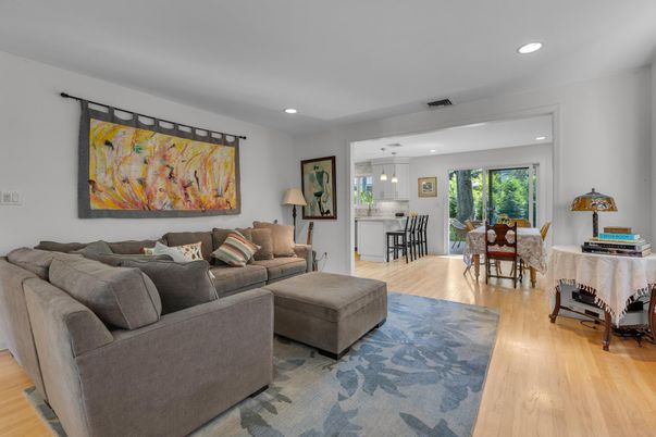Dining room, Interior, Living room, Pendant Lights, Recessed Lighting, Wood Texture Flooring