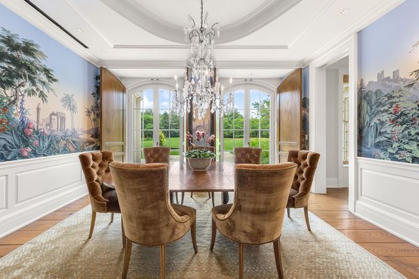Chandelier, Dining room, Interior, Recessed Lighting, Wood Texture Flooring