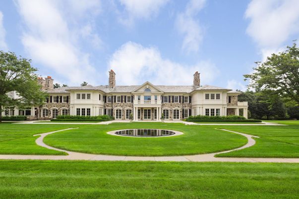 Backyard, Exterior, Facade, French Provincial