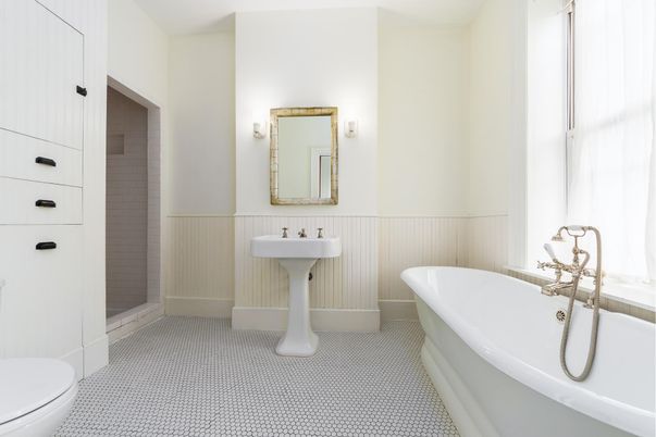 Bathroom, Free Standing Baths, Interior
