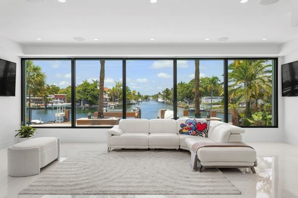 Interior, Living room, Recessed Lighting, Water