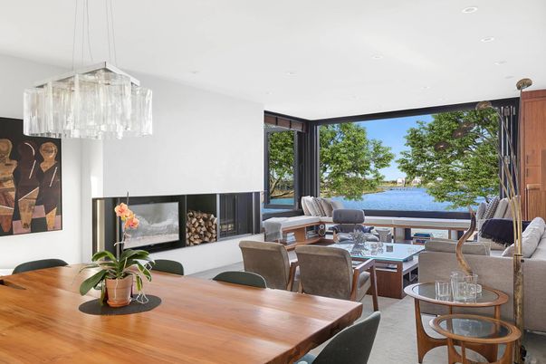 Chandelier, Dining room, Fireplace, Interior, Living room, Recessed Lighting, Water