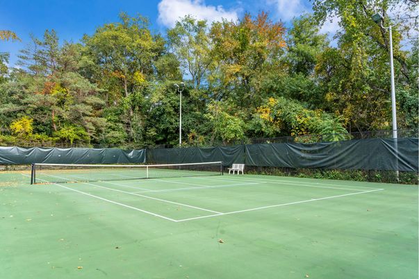 Exterior, Tennis Courts
