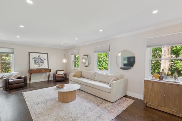Interior, Living room, Recessed Lighting, Wood Texture Flooring
