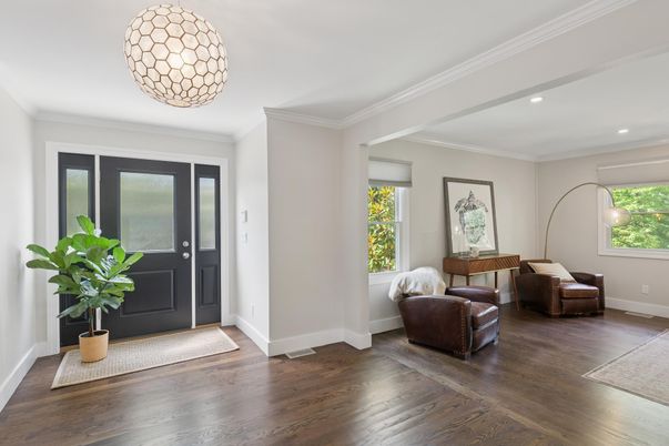 Interior, Recessed Lighting, Wood Texture Flooring