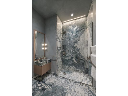 Bathroom, Interior, Recessed Lighting