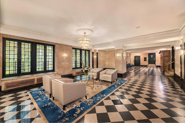 Chandelier, Interior, Living room