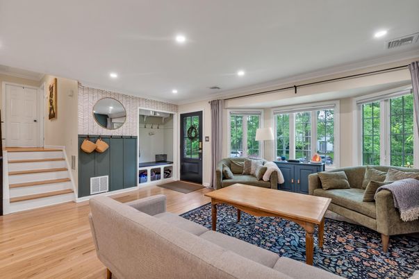 Interior, Living room, Recessed Lighting, Wood Texture Flooring
