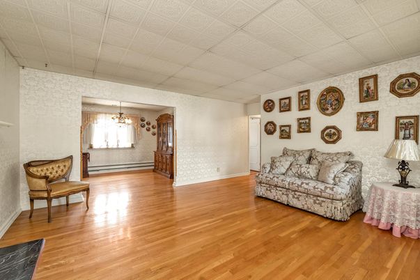 Chandelier, Interior, Living room, Wood Texture Flooring