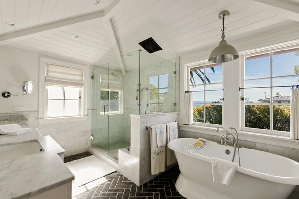 Bathroom, Free Standing Baths, Glass Shower, Interior, Pendant Lights, Recessed Lighting