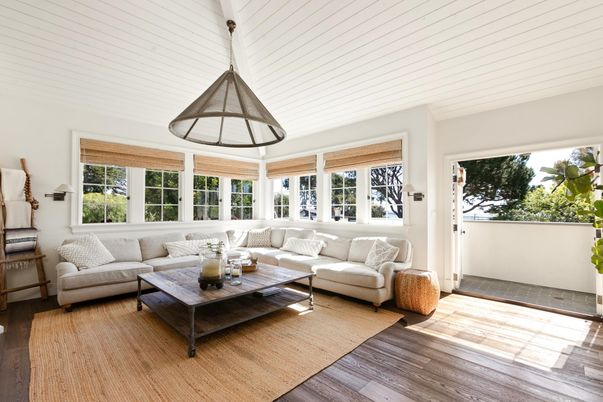 Interior, Living room, Pendant Lights, Wood Texture Flooring