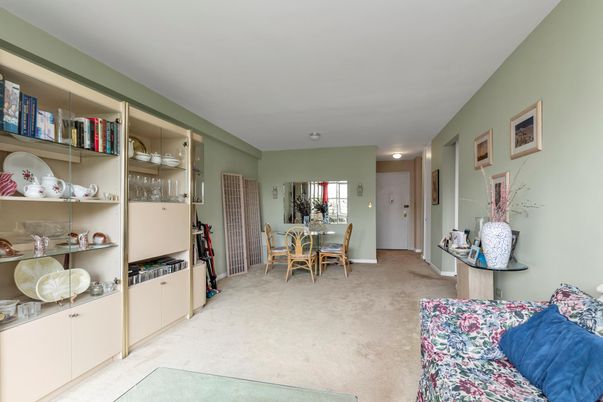 Dining room, Interior