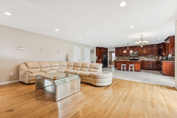 Chandelier, Interior, Kitchen, Living room, Recessed Lighting, Wood Texture Flooring