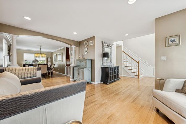 Chandelier, Dining room, Interior, Living room, Recessed Lighting, Wood Texture Flooring