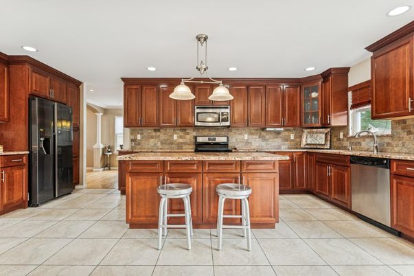 Interior, Kitchen, Pendant Lights, Recessed Lighting, Stainless Steel Appliances
