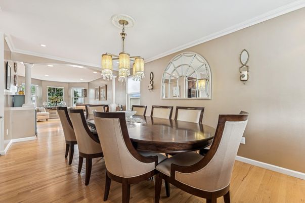 Chandelier, Dining room, Interior, Living room, Recessed Lighting, Wood Texture Flooring