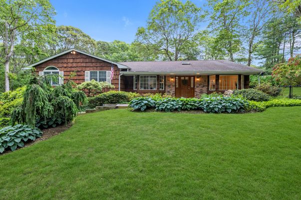 Backyard, Exterior, Facade, Ranch