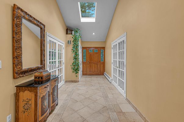 Interior, Recessed Lighting