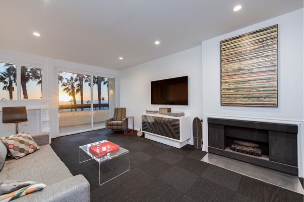 Fireplace, Interior, Living room, Recessed Lighting