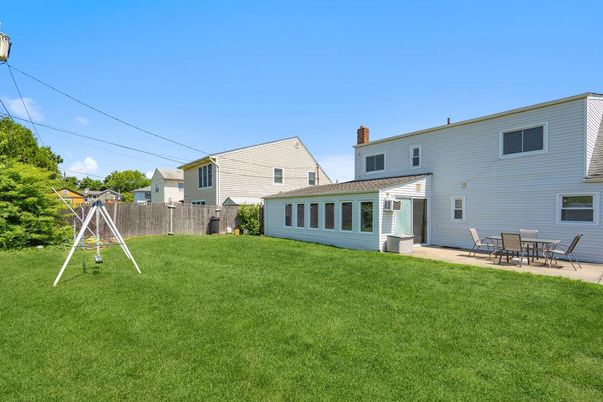 Backyard, Exterior, Playground