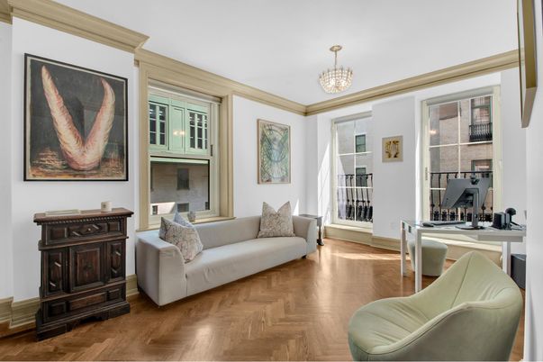 Chandelier, Interior, Wood Texture Flooring