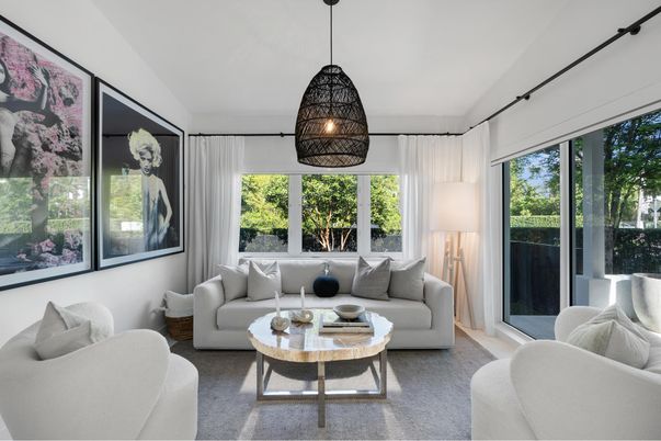 Interior, Living room, Pendant Lights