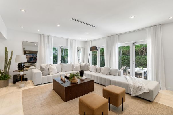 Fireplace, Interior, Living room, Recessed Lighting