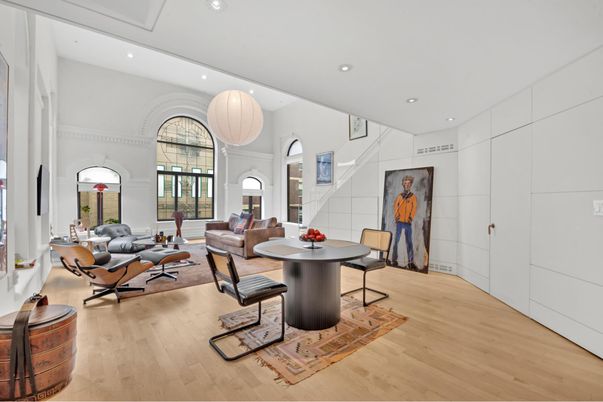 Interior, Living room, Recessed Lighting, Wood Texture Flooring