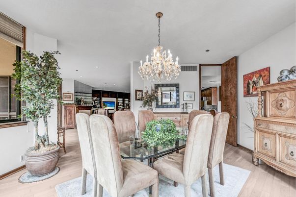 Chandelier, Dining room, Interior, Recessed Lighting, Wood Texture Flooring