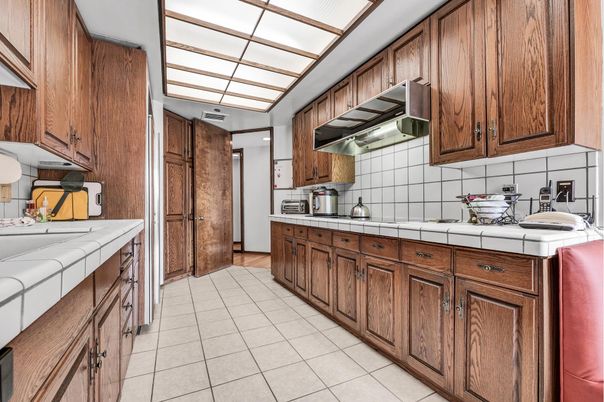 Interior, Kitchen, Tile Countertops