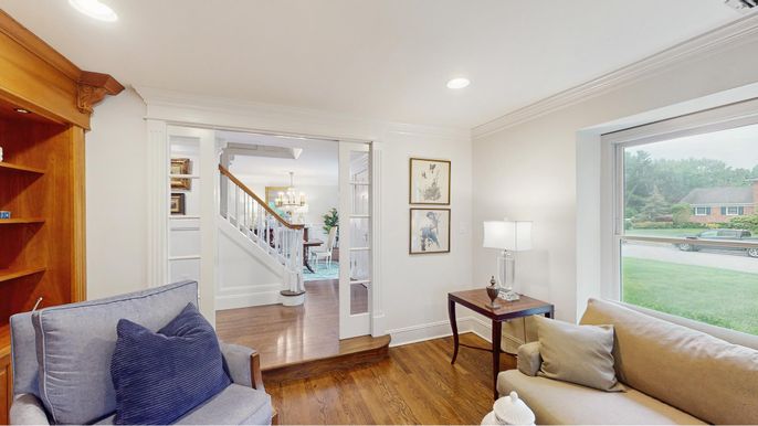 Chandelier, Interior, Recessed Lighting, Wood Texture Flooring