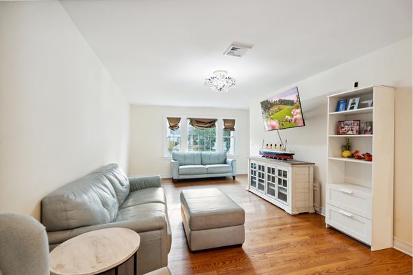 Chandelier, Interior, Living room, Wood Texture Flooring