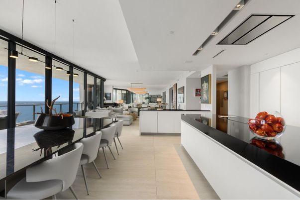 Dining room, Interior, Living room, Pendant Lights, Recessed Lighting, Water