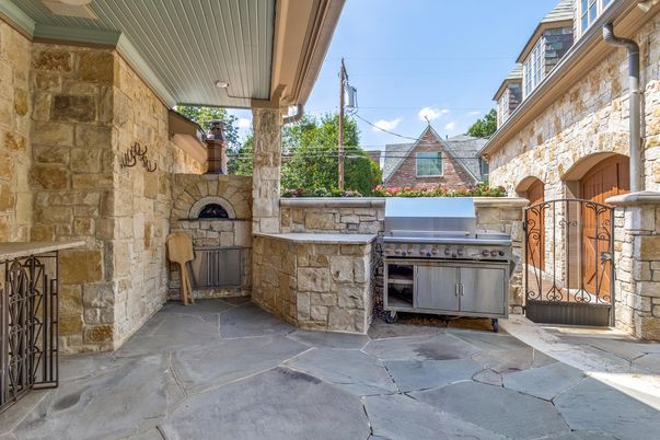 Exterior, Fireplace