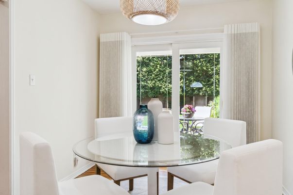 Dining room, Interior